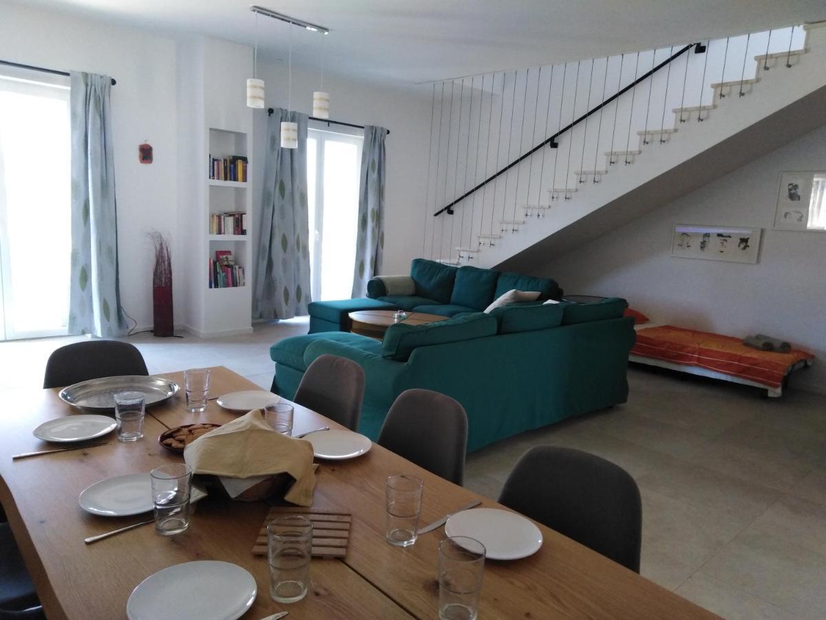 Vila Dubravka - Schoen Und Komfortabel Inmitten Von Olivenbaeumen Und Weinbergen Mit Whirlpool Valtura Exteriör bild