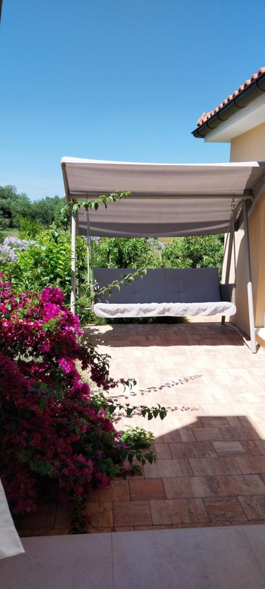 Vila Dubravka - Schoen Und Komfortabel Inmitten Von Olivenbaeumen Und Weinbergen Mit Whirlpool Valtura Exteriör bild
